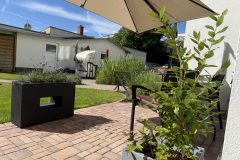 Blick-in-den-Graesergarten-1